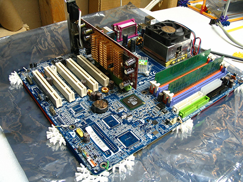 Attaching the Motherboard (Top View)