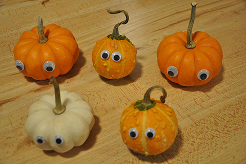 Googly Eyed Mini-Pumpkins
